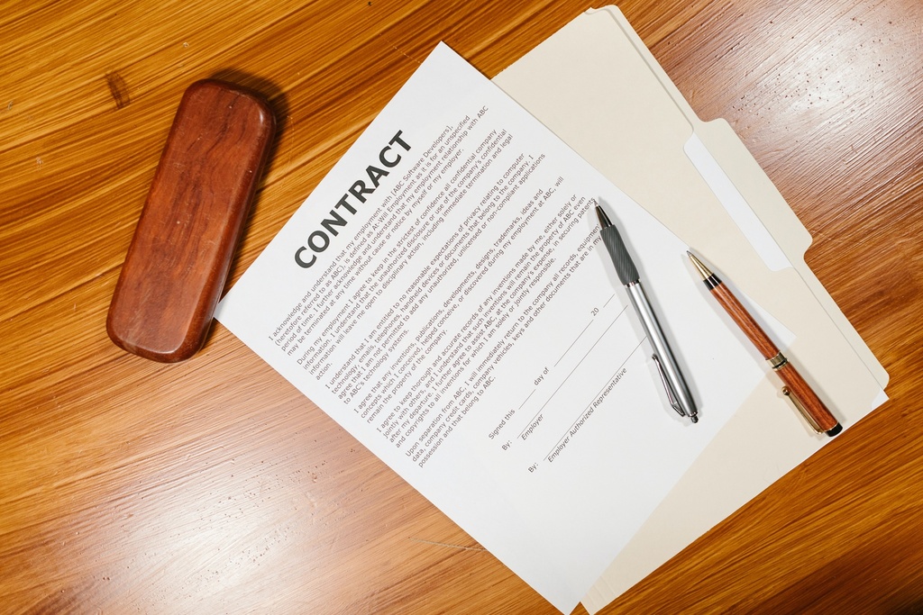 Contrato De Arriendo (Instrumento Privado)